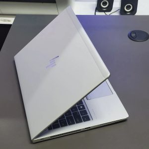 HP EliteBook 840 G5 | 8th Gen Core i7 | Backlit Keyboard